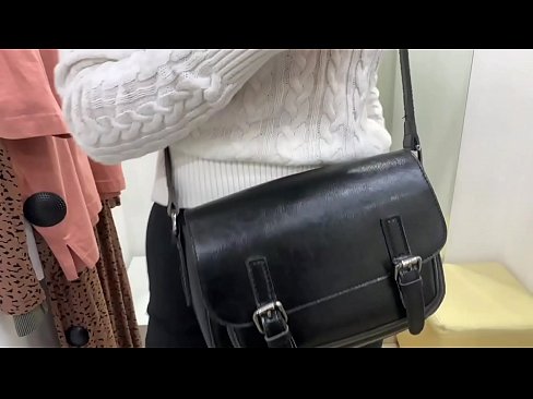 ❤️ Публична мастурбация на младата кучка FeralBerry с вибратор в стаята за обличане ️❌ Секс видео в bg.https-tubsexer.ru ❌️